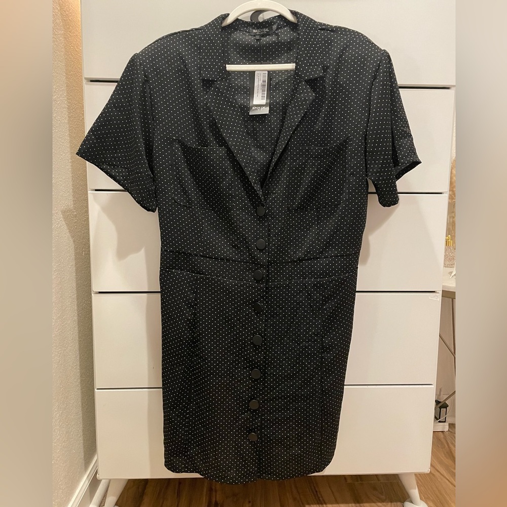 NWT Nasty Gal Shirt Dress - Picture 4 of 5